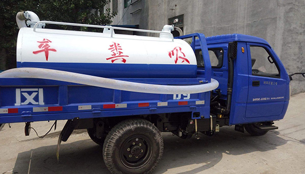 湖北程力國五東風福瑞卡吸糞車廠家直銷